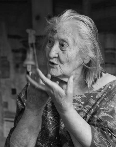 csokos_varga_gyorgyi_2011_gesztusok_foto_zsubori_ervin21